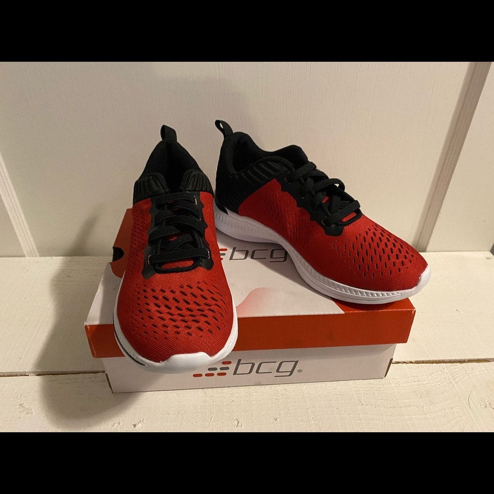 BCG boys 3.5 shoes
